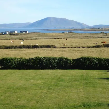 Wild Atlantic View Binghamstown Alloggio in famiglia *